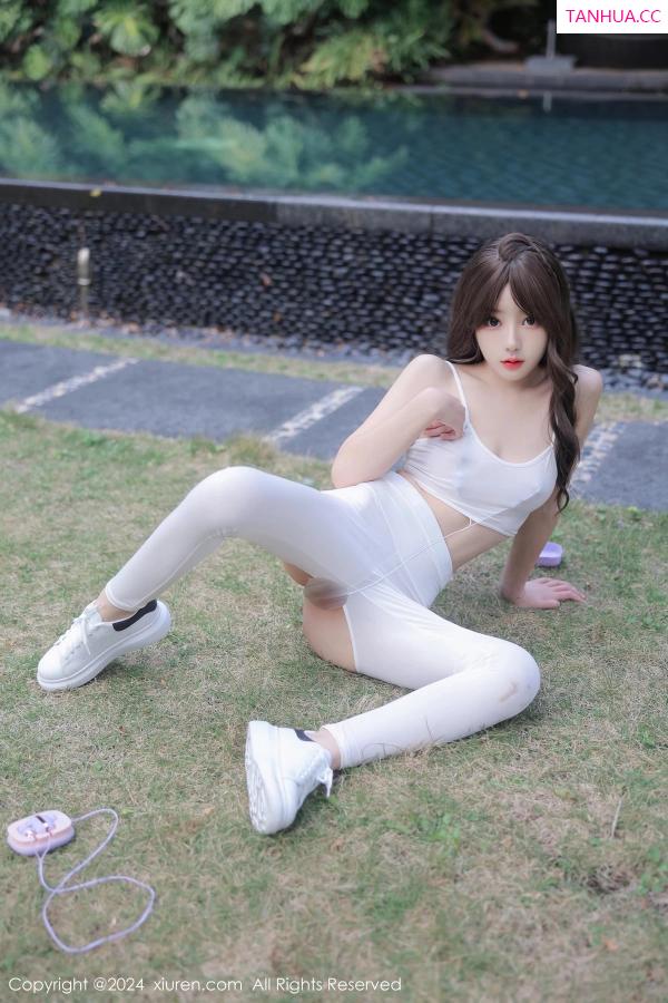   [XiuRen]高清写真图 2024.02.23 No.8132 桃妖夭 新人美腿第41张图片
